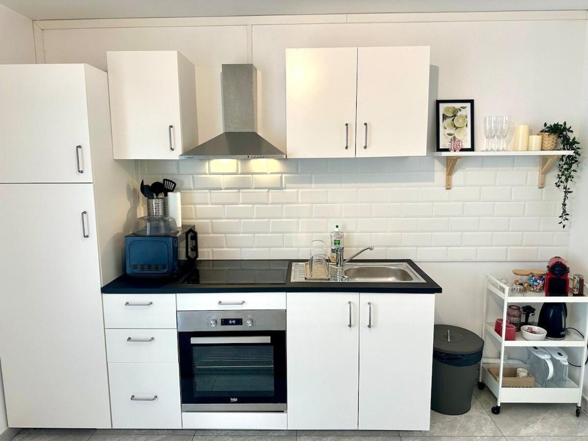 Apartament Au Coeur Du Quartier Taittinger Reims Zewnętrze zdjęcie