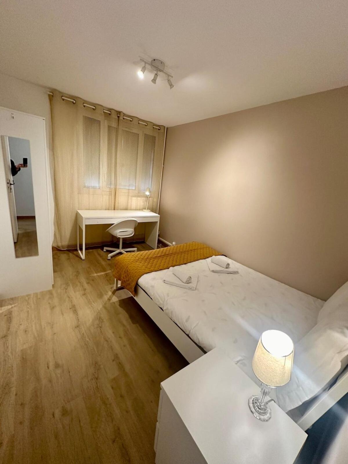 Apartament Au Coeur Du Quartier Taittinger Reims Zewnętrze zdjęcie