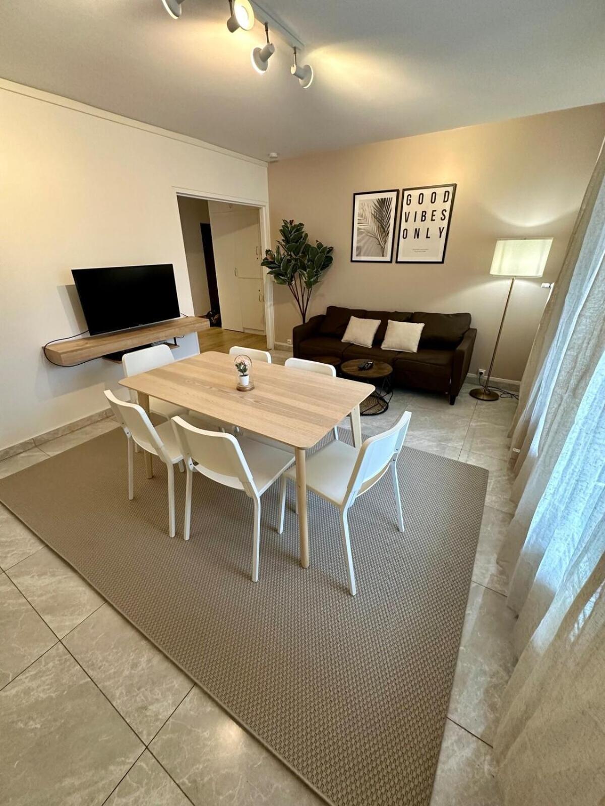 Apartament Au Coeur Du Quartier Taittinger Reims Zewnętrze zdjęcie